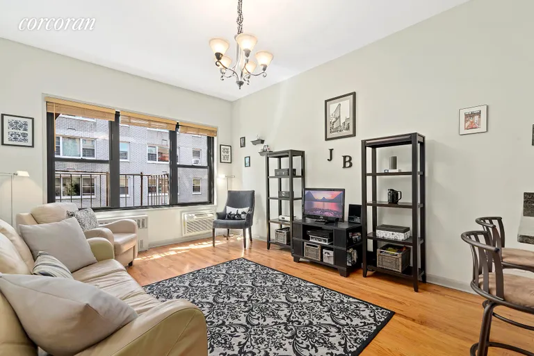 New York City Real Estate | View 444 East 87th Street, 4H | 1 Bath | View 1
