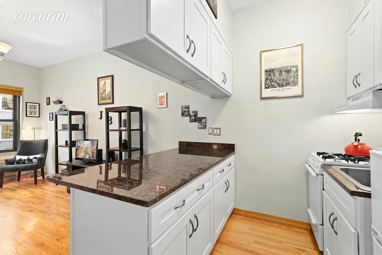 New York City Real Estate | View 444 East 87th Street, 4H | room 3 | View 4