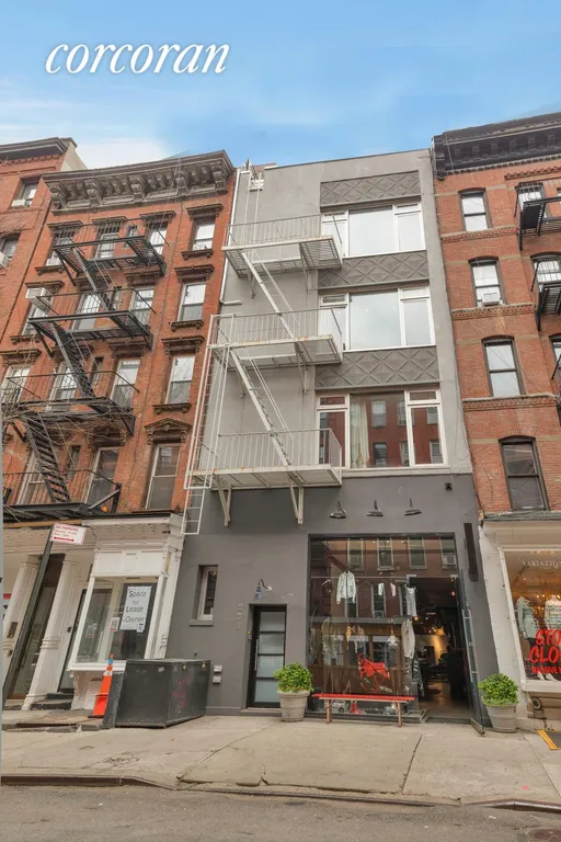 New York City Real Estate | View 238 Mulberry Street, 3 | room 12 | View 13