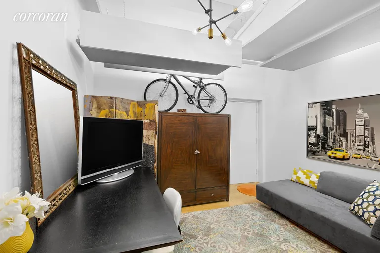 New York City Real Estate | View 140 East 40th Street, 1D | Home Office Extra Room | View 9