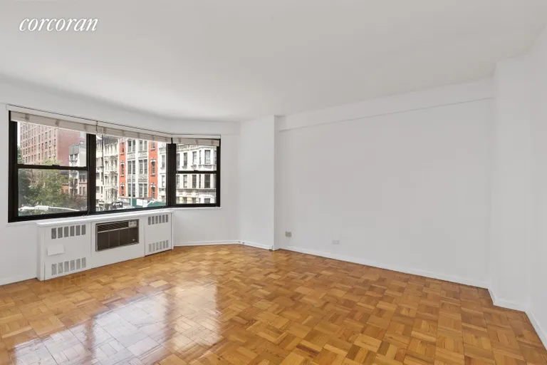 New York City Real Estate | View 140 East 83rd Street, 4c | room 10 | View 11