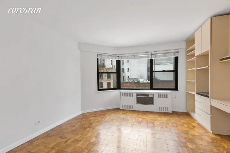 New York City Real Estate | View 140 East 83rd Street, 4c | room 8 | View 9