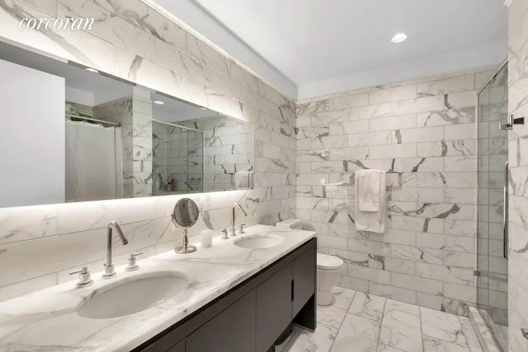 New York City Real Estate | View 225 Fifth Avenue, 2N | Bathroom | View 5