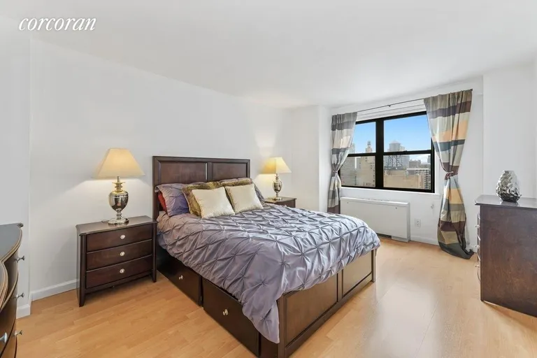 New York City Real Estate | View 201 East 28th Street, 15L | Bedroom | View 3