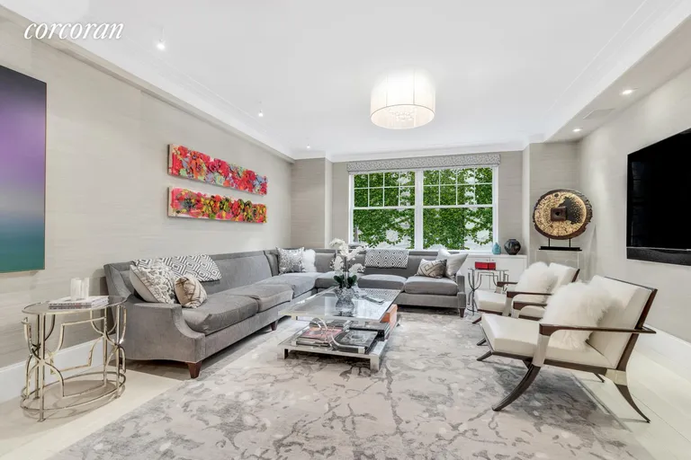 New York City Real Estate | View 965 Fifth Avenue, 2C | 3 Beds, 3 Baths | View 1