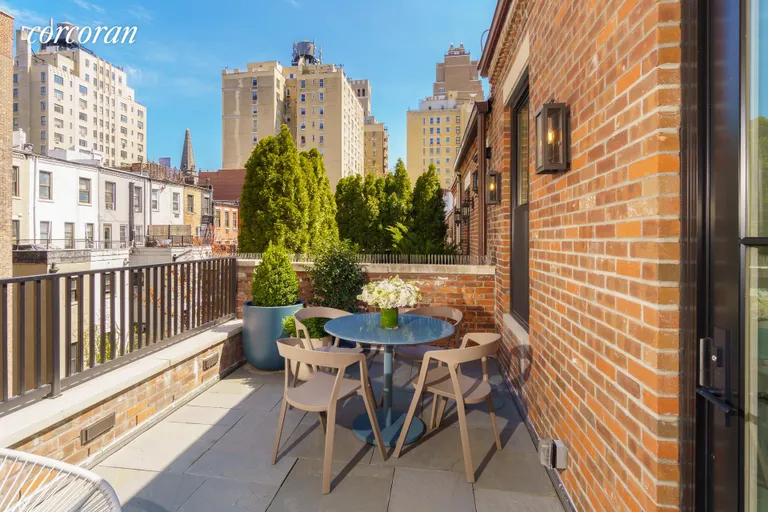 New York City Real Estate | View 47 West 95th Street | room 15 | View 16