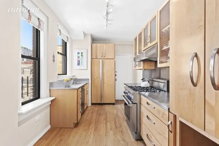 New York City Real Estate | View 304 West 89th Street, 9CD | Kitchen - 9C | View 5