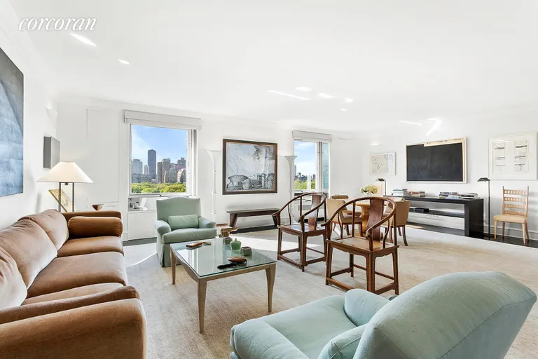 New York City Real Estate | View 825 Fifth Avenue, 13B | 1 Bed, 2 Baths | View 1