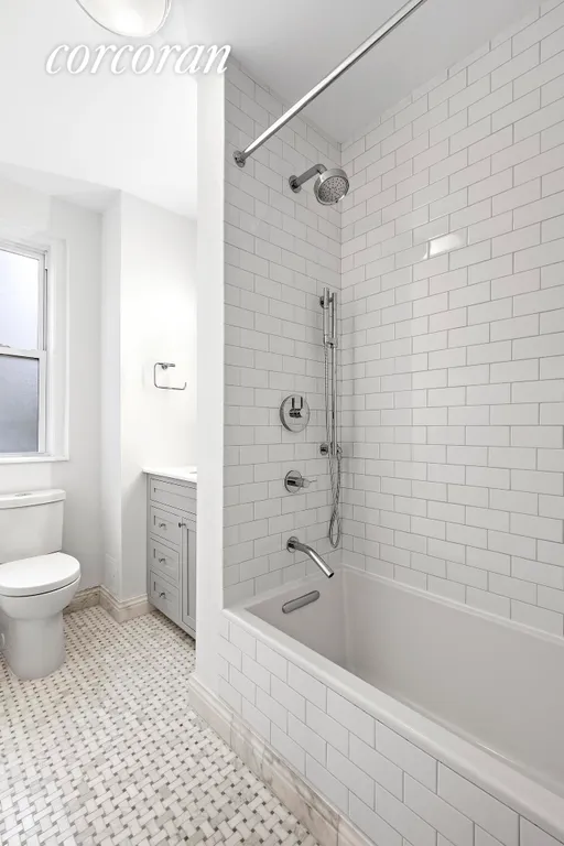 New York City Real Estate | View 170 West 81st Street, 6B | Bathroom | View 5