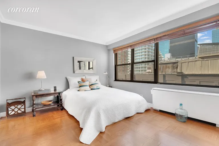 New York City Real Estate | View 166 East 61st Street, 10M | room 2 | View 3