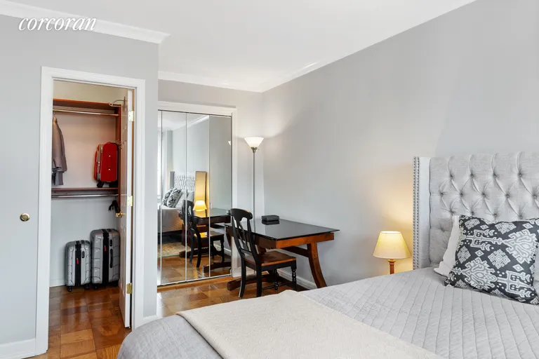 New York City Real Estate | View 420 East 72Nd Street, 20F | room 6 | View 7