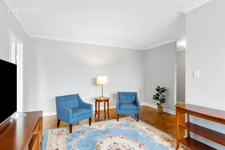 New York City Real Estate | View 420 East 72Nd Street, 20F | room 2 | View 3