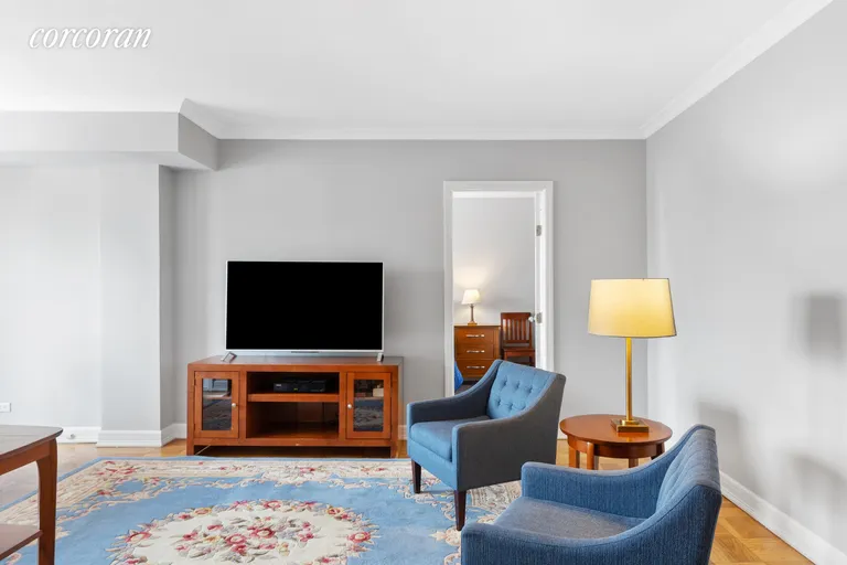New York City Real Estate | View 420 East 72Nd Street, 20F | room 3 | View 4