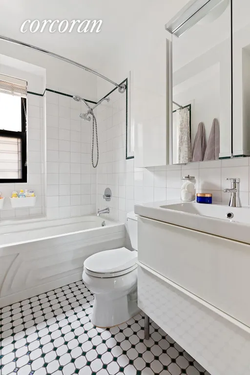 New York City Real Estate | View 245 West 74th Street, 8A | room 8 | View 9