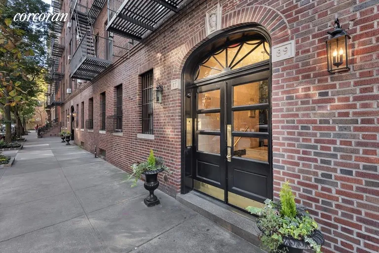 New York City Real Estate | View 87 Barrow Street, 3H | Building | View 8