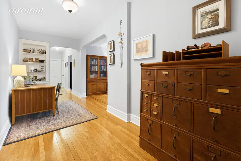 New York City Real Estate | View 280 Ocean Parkway, 5K | Large Entry Foyer, Perfect for your Home Office! | View 2