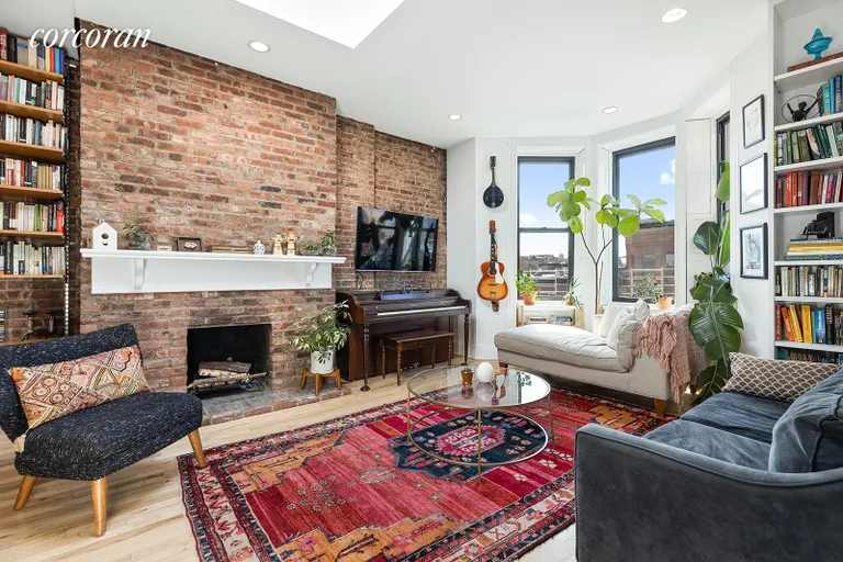 New York City Real Estate | View 749 Union Street, 4R | 2 Beds, 1 Bath | View 1