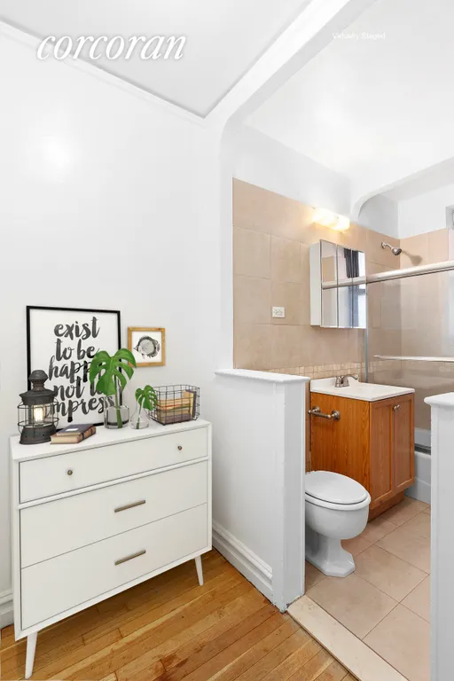 New York City Real Estate | View 222 East 35th Street, 5h | room 2 | View 3
