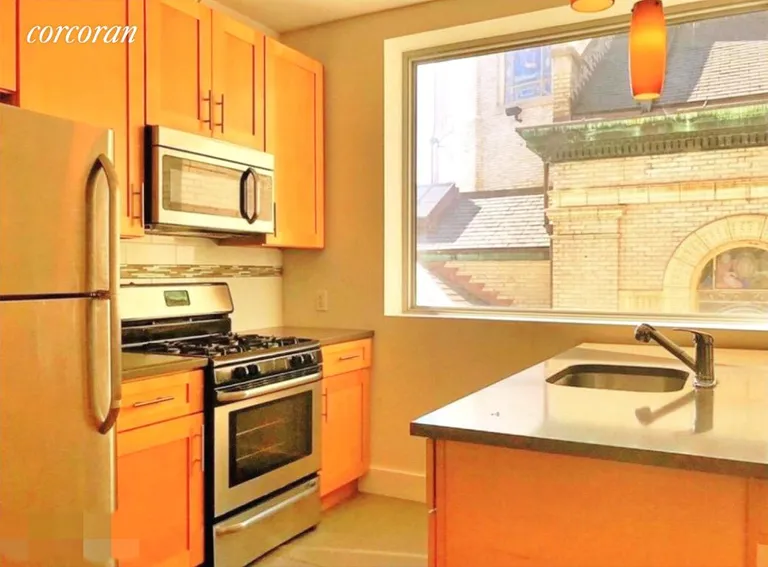 New York City Real Estate | View 719 Dean Street, 3R | 2 Beds, 1 Bath | View 1