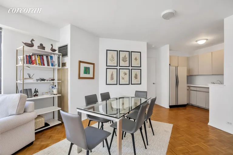 New York City Real Estate | View 200 East 61st Street, 10E | room 2 | View 3