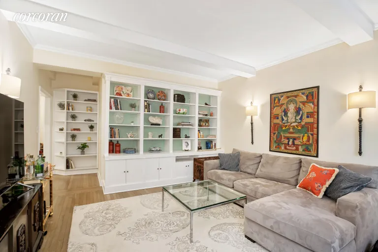 New York City Real Estate | View 229 East 79th Street, 4E | room 1 | View 2