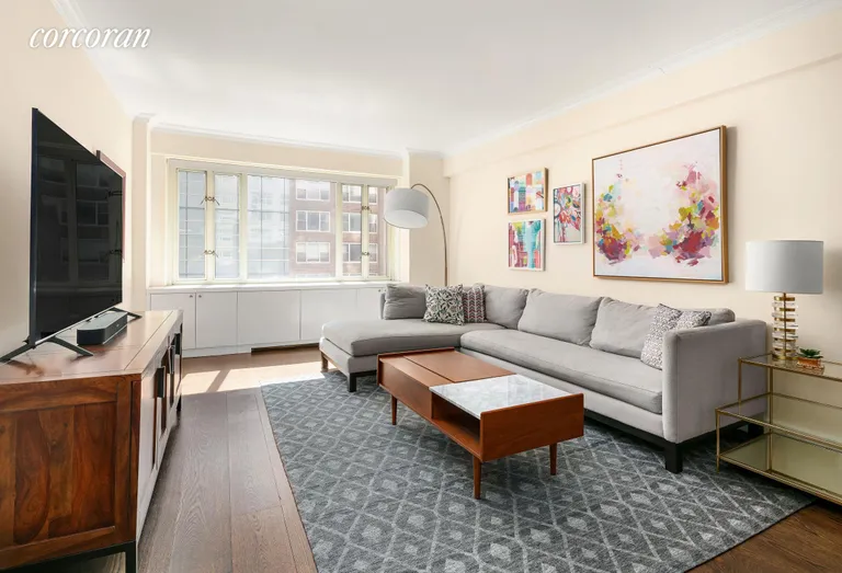 New York City Real Estate | View 166 East 63rd Street, 5J | 2 Beds, 2 Baths | View 1