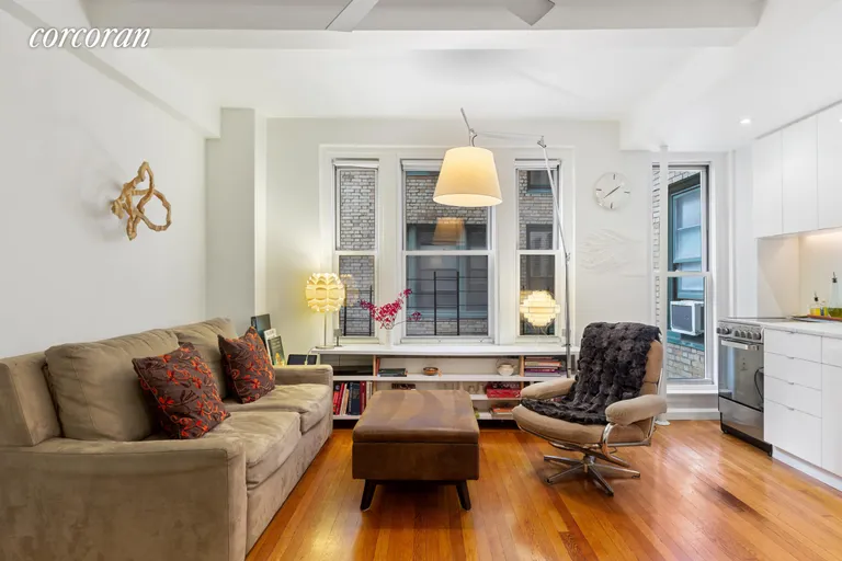 New York City Real Estate | View 325 West 45th Street, 507 | 1 Bed, 1 Bath | View 1