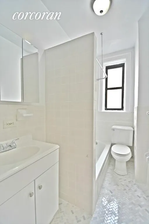 New York City Real Estate | View 1274 Amsterdam Avenue, 4 | Bathroom | View 7