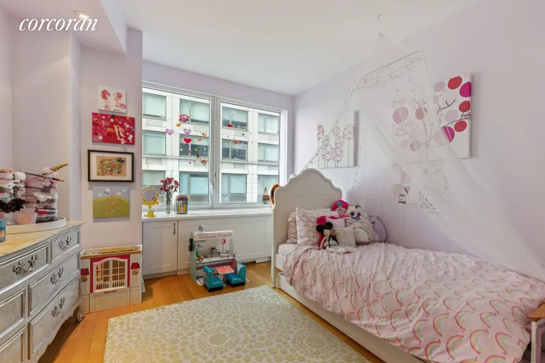New York City Real Estate | View 80 Riverside Boulevard, 4D | room 5 | View 6