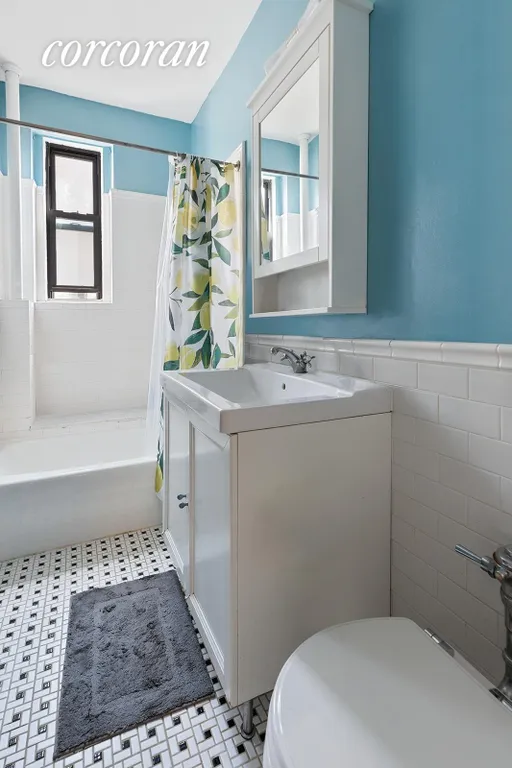 New York City Real Estate | View 81 Ocean Parkway, 5E | Bathroom | View 7