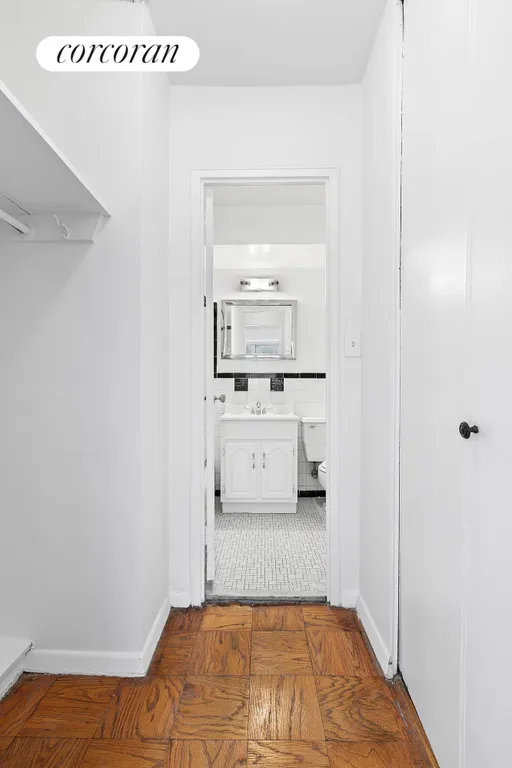 New York City Real Estate | View 153 East 57th Street, 2G | Dressing Area | View 5