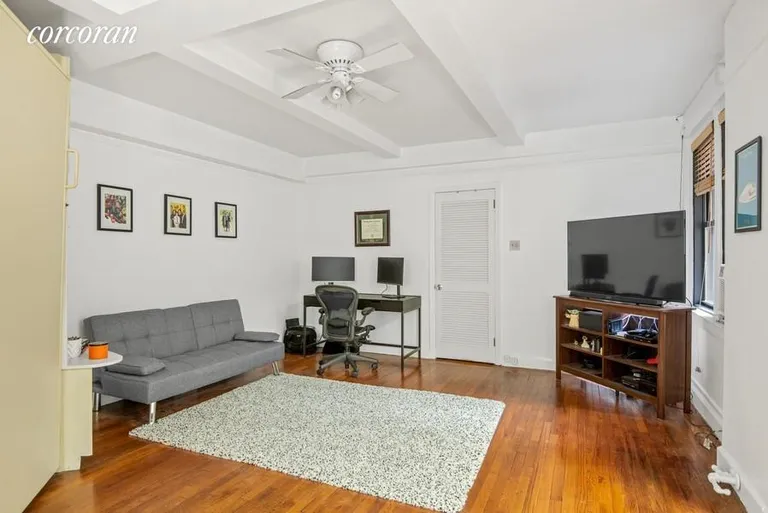 New York City Real Estate | View 155 East 49th Street, 9G | 1 Bath | View 1