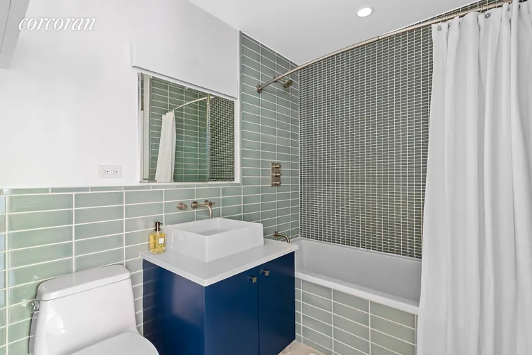 New York City Real Estate | View 154 Attorney Street, 105 | Full Bathroom | View 5