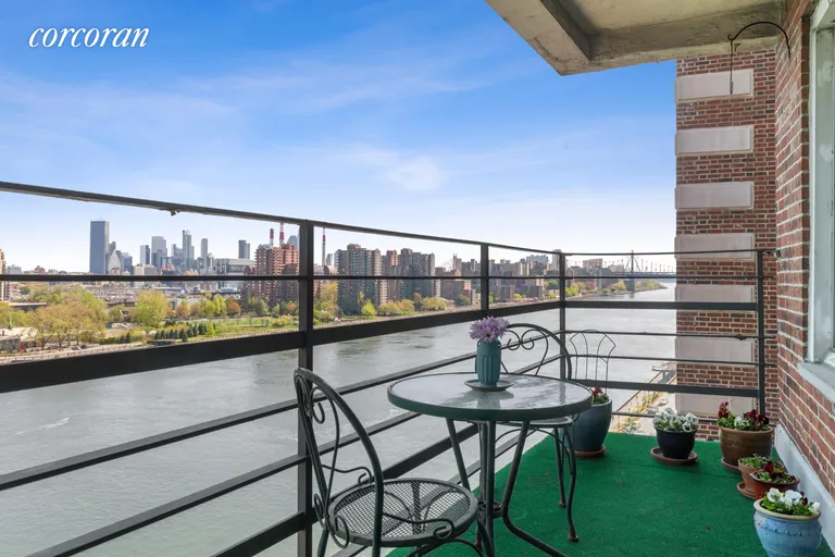 New York City Real Estate | View 33 East End Avenue, 11C | 2 Beds, 1 Bath | View 1