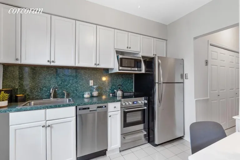 New York City Real Estate | View 2 Grace Court, 6W | room 5 | View 6