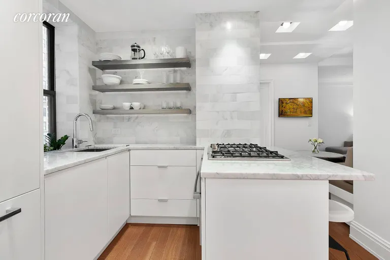 New York City Real Estate | View 18 West 70th Street, 4C | Kitchen | View 4