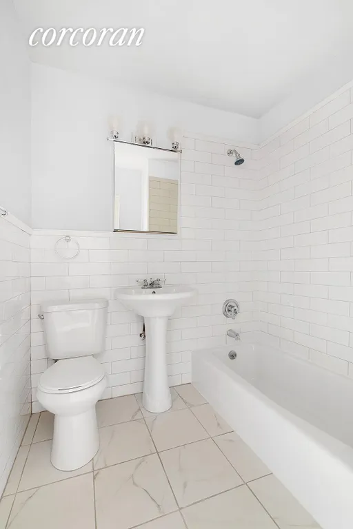 New York City Real Estate | View 202 North Henry Street, 1 | Full Bathroom | View 7