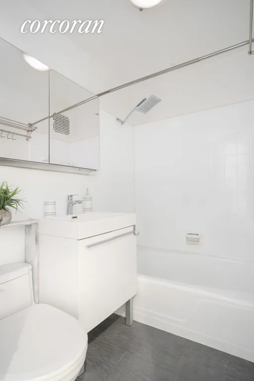 New York City Real Estate | View 238 East 30th Street, 3R | Full Bathroom | View 5