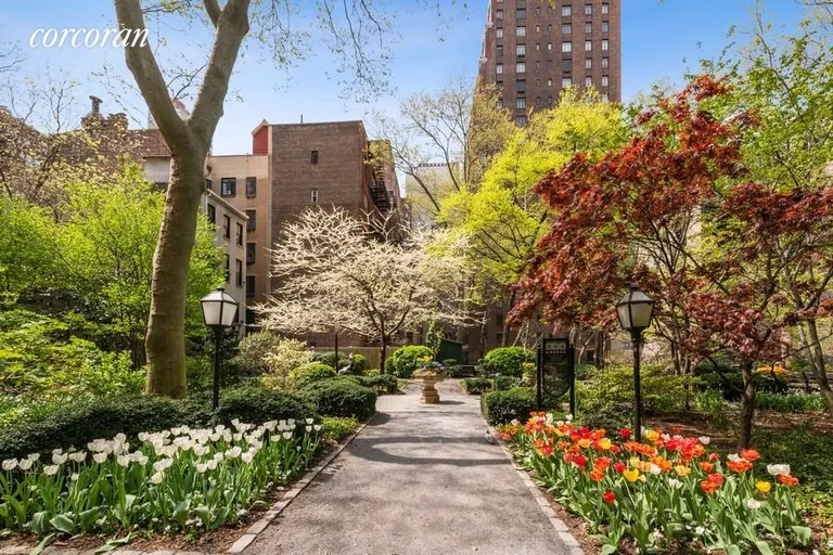 New York City Real Estate | View 45 Tudor City Place, 1606 | room 6 | View 7