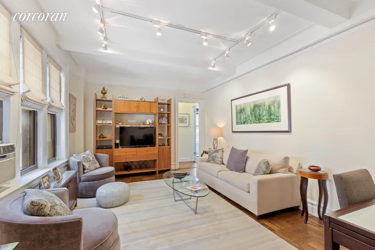 New York City Real Estate | View 130 East 94th Street, 6C | 1 Bed, 1 Bath | View 1