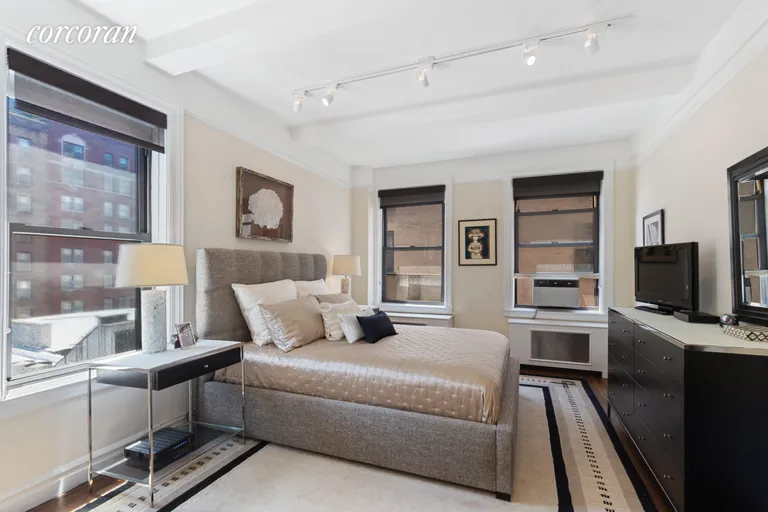 New York City Real Estate | View 130 East 94th Street, 6C | room 2 | View 3