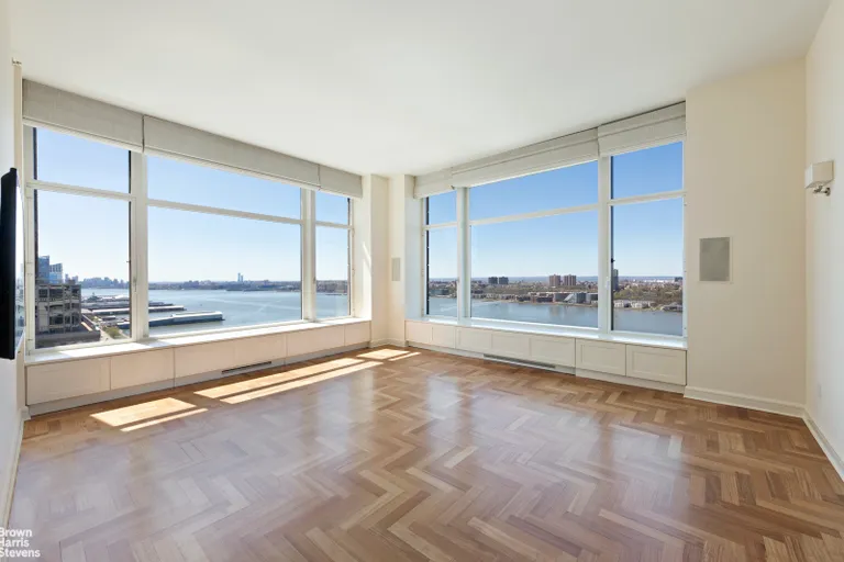 New York City Real Estate | View Riverside Boulevard | 3 Beds, 3 Baths | View 1