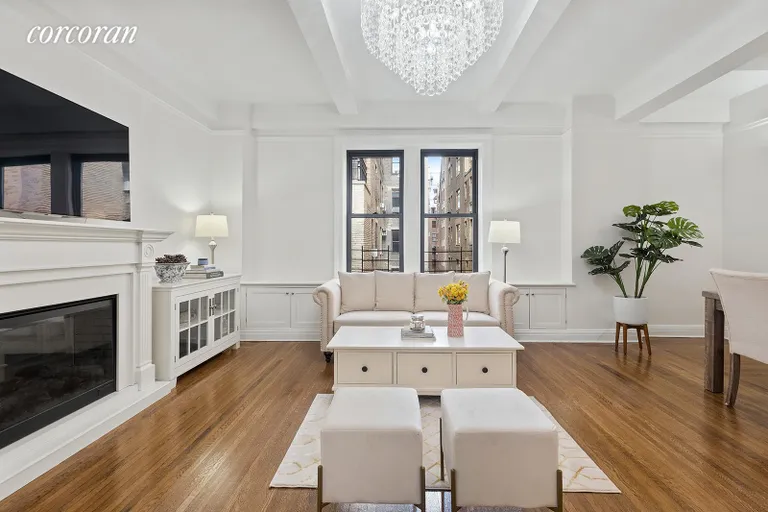 New York City Real Estate | View 17 West 71st Street, 7D | Living Room | View 3