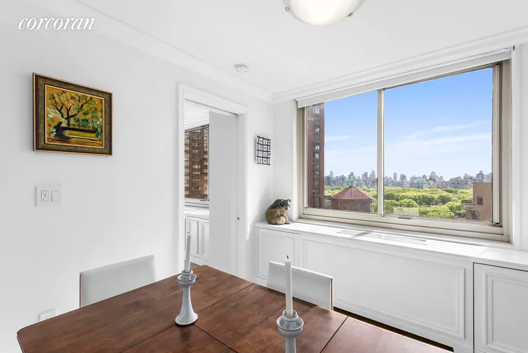 New York City Real Estate | View 30 West 63rd Street, 22VW | room 3 | View 4