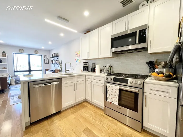New York City Real Estate | View 21-17 31st Avenue, 6A | room 1 | View 2