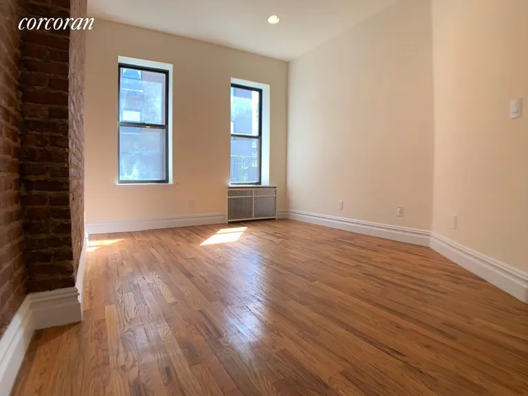 New York City Real Estate | View 147 East 90th Street, 5A | room 2 | View 3