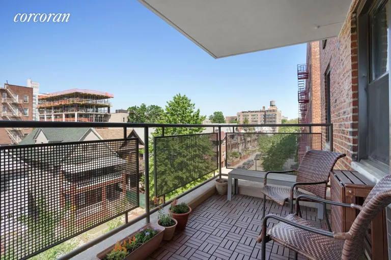 New York City Real Estate | View 515 East 7th Street, 4N | 2 Beds, 2 Baths | View 1
