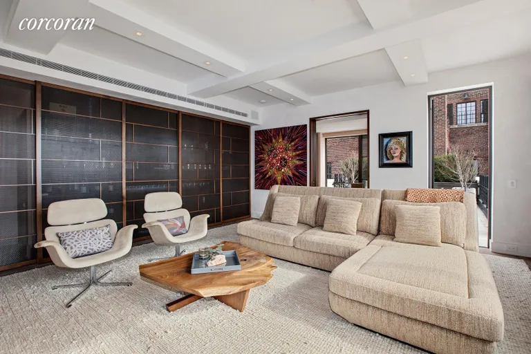 New York City Real Estate | View 45 Gramercy Park North, PH | Living Room | View 2