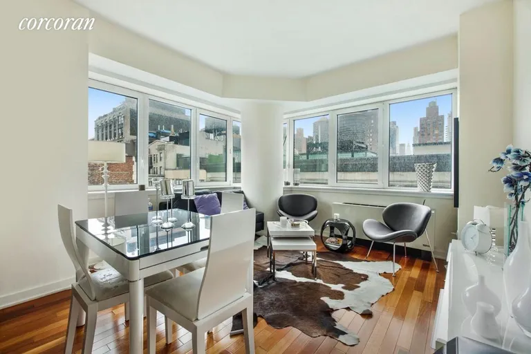 New York City Real Estate | View 425 Fifth Avenue, 21B | 2 Beds, 2 Baths | View 1