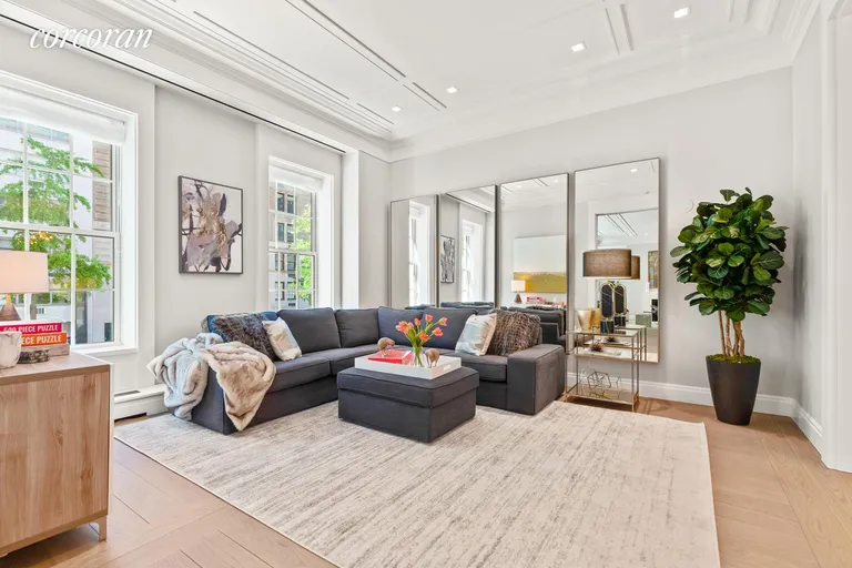New York City Real Estate | View 40 East 72Nd Street, 2 | Living Room | View 3